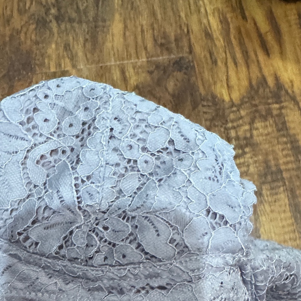 Marilyn Monroe Lace Halter Bralette - Soft Gray (Size Medium) - Picture 3 of 4